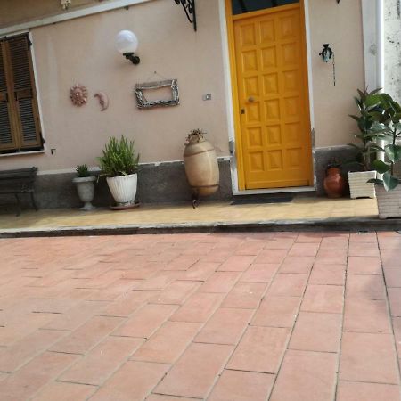Ca' Federica Villa Vallecrosia Buitenkant foto