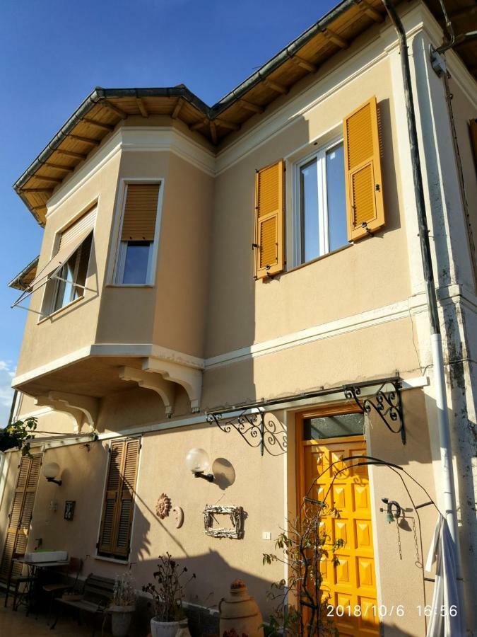 Ca' Federica Villa Vallecrosia Buitenkant foto